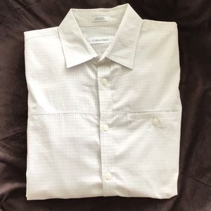 Men’s Calvin Klein Long-Sleeve Button Down Shirt